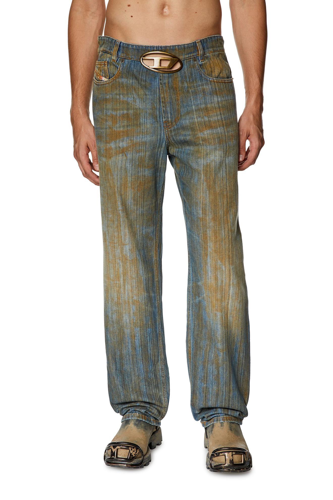 Straight Jeans - 2010 D-Macs offre à 276€ sur Diesel