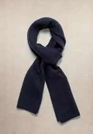 Foulard alpaga basique navy offre à 95€ sur River Woods