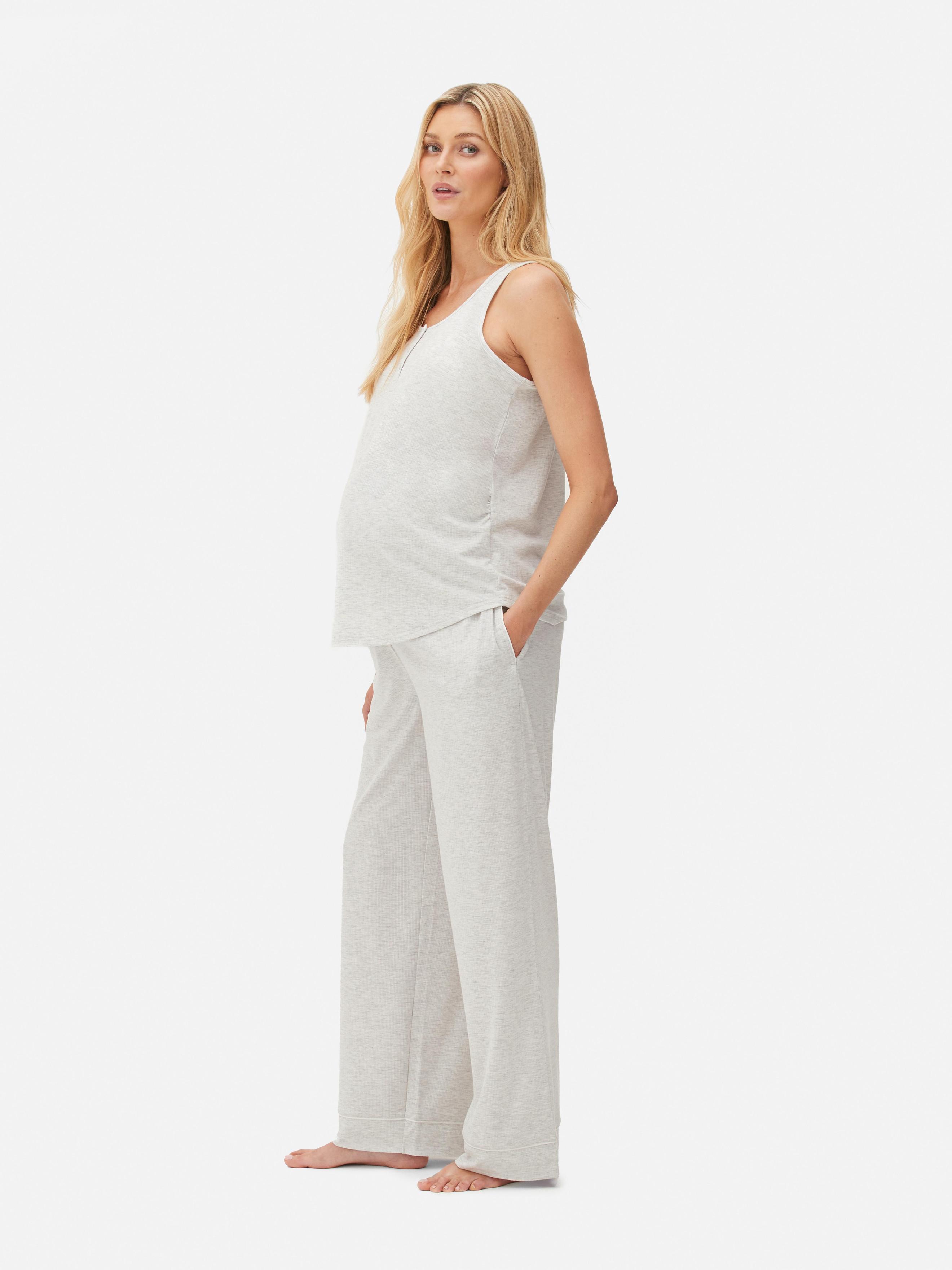 Bas de pyjama côtelé maternité offre à 17€ sur Primark