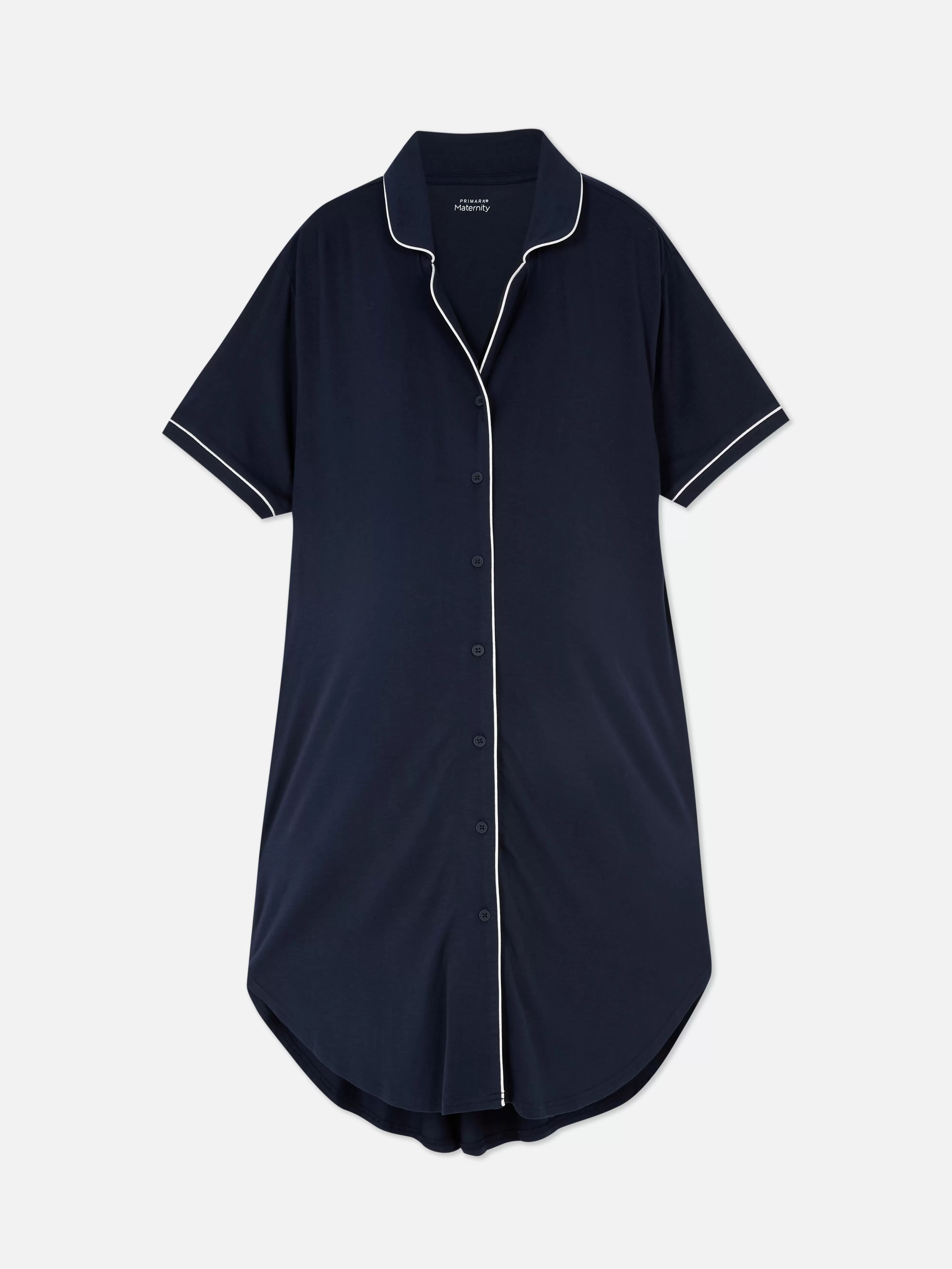 Chemise de nuit de maternité à boutons offre à 18€ sur Primark