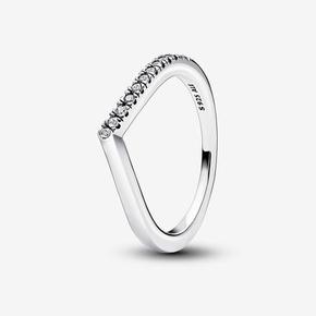 Pandora Timeless Wish Half Sparkling Ring offre à 35€ sur Pandora