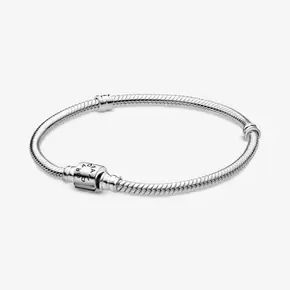 Pandora Moments Snake Chain Armband met Cilindersluiting offre à 59€ sur Pandora