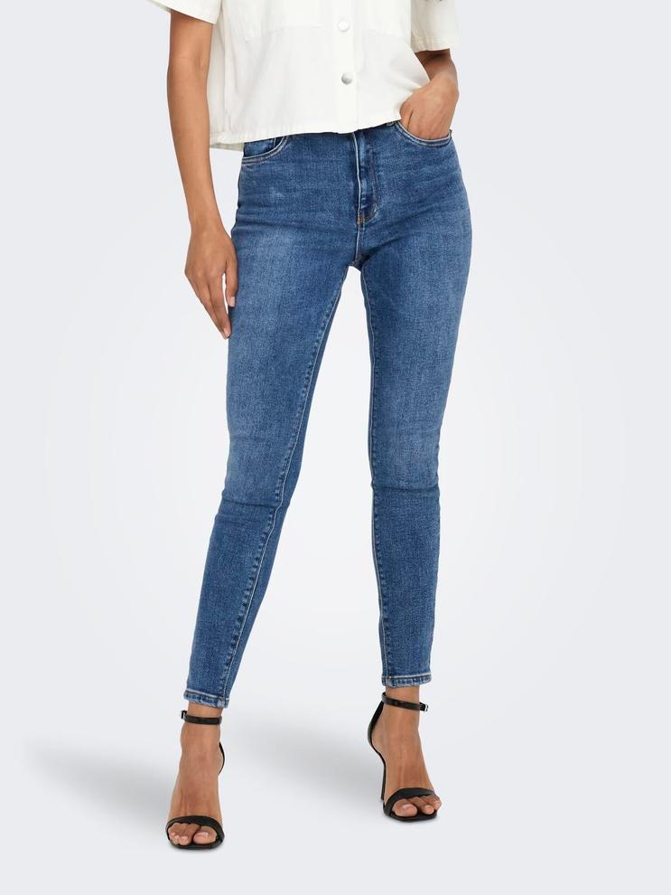 Jeans Skinny Fit Taille haute offre à 44,99€ sur ONLY