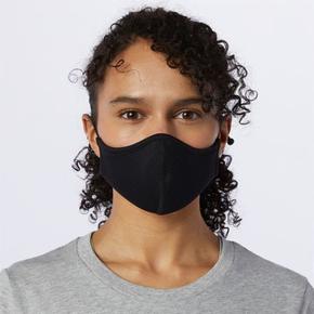 Everyday Facemask 3 Pack                           Unisex offre à 14,4€ sur New Balance
