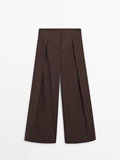 Pantalon large en popeline plissée - Limited Edition offre à 149€ sur Massimo Dutti